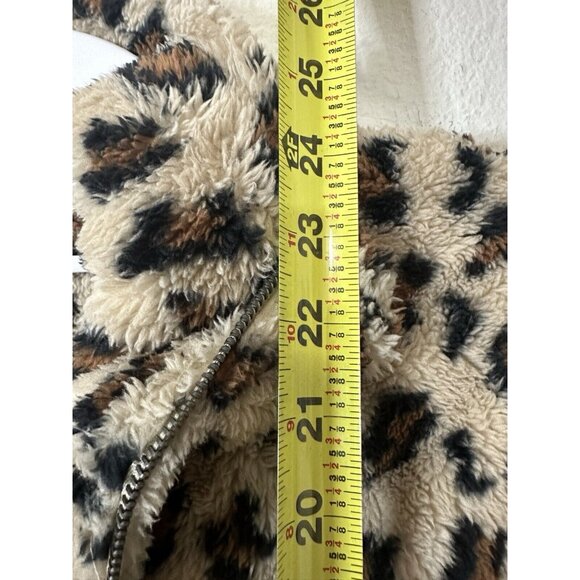 Torrid Animal Print Full Zip Fuzzy Sweater Size Med/Lrg (00) - Picture 6 of 7